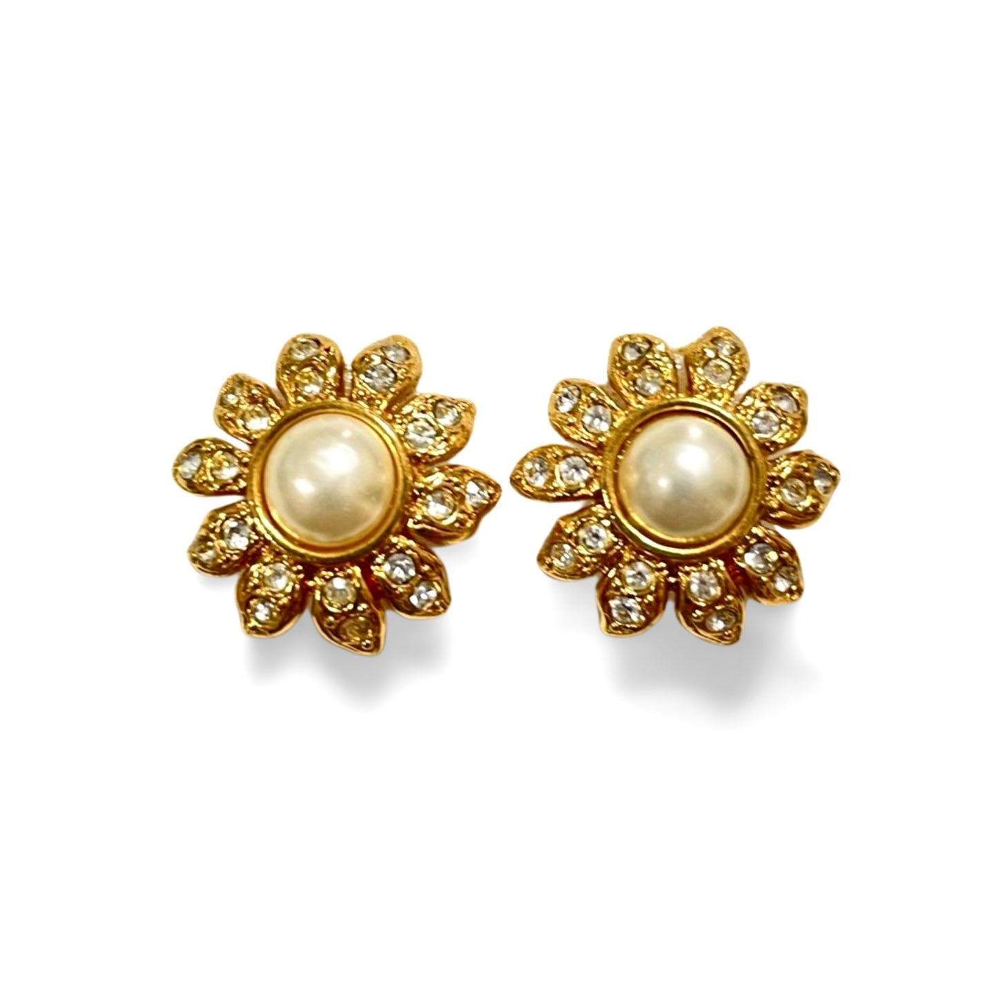 Vintage CHANEL golden sunflower design earrings with crystal stones and faux pearl. Gorgeous but elegant Chanel jewelry. 050813ya