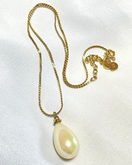 Vintage Christian Dior skinny chain necklace with teardrop faux pearl top. Beautiful vintage jewelry piece. 070131ys5