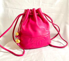 Vintage CHANEL fusia pink lambskin hobo bucket shoulder bag with CC golden balls and CC stitch mark. 050919ac1