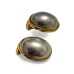 Vintage Christian Dior oval shape faux pearl earrings. Grey aurora shining jewelry. Perfect gift. 070125ap3