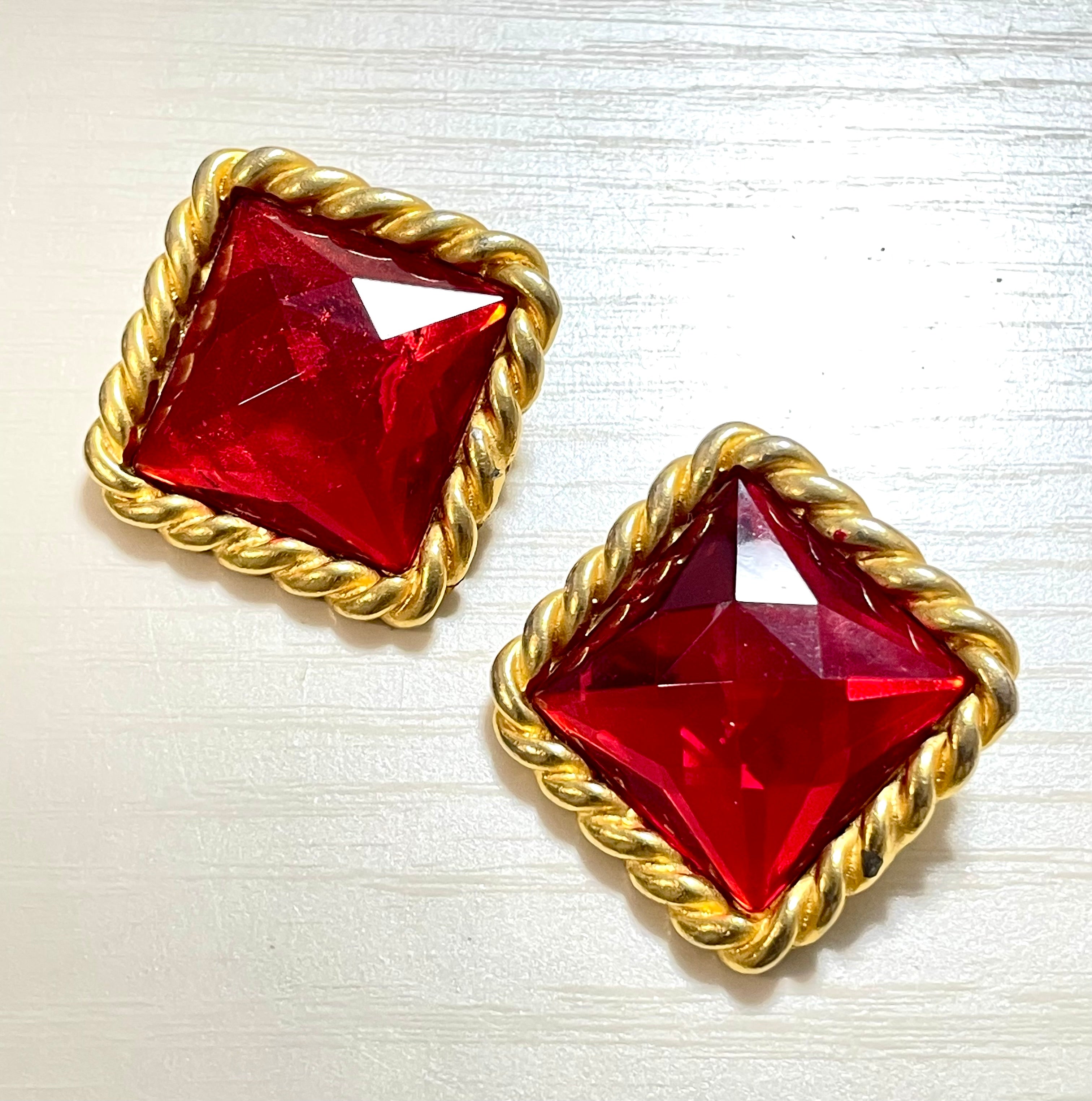 Vintage Celine pyramid cut stud design red gripoix earrings with square golden twisted frames. Gorgeous statement jewelry. 070128ac2