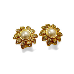 Vintage CHANEL golden sunflower design earrings with crystal stones and faux pearl. Gorgeous but elegant Chanel jewelry. 050813ya