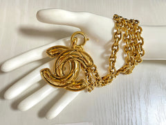 Vintage CHANEL classic necklace with extra large matelasse CC mark pendant top. Gorgeous masterpiece jewelry. 050608ya