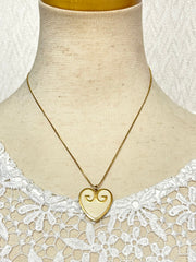 Vintage Givenchy golden skinny chain necklace with white logo mix heart top. Cute vintage jewelry piece. 060319ac1