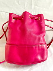 Vintage CHANEL fusia pink lambskin hobo bucket shoulder bag with CC golden balls and CC stitch mark. 050919ac1