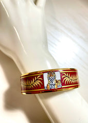 Vintage Hermes cloisonne enamel golden thick bangle, bracelet with cheetah, tiger motifs. Red. Must have beautiful jewelry. 070128ac7