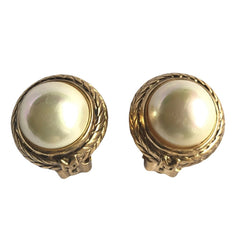 Vintage MOSCHINO golden frame earrings with opal shiny pearls. Rare jewelry masterpiece. Great gift idea. 060724r2