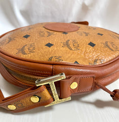 Vintage MCM brown monogram round Suzy Wong shoulder bag with brown leather trimmings. Designed by Michael Cromer. Unisex. 050524ra1