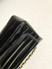 Vintage CHANEL patent enamel black 2.55 classic mini flap chain shoulder bag with gold tone CC closure. Horizontal stitches. 0506