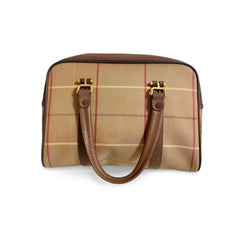 Vintage Burberry classic khaki nova check speedy bag style handbag, duffle bag with brown leather trimmings. Classic handbag. 060312ac2