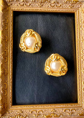 Vintage CHANEL large golden round earrings with faux pearl and CC motifs. Big size earrings. 050601ya4