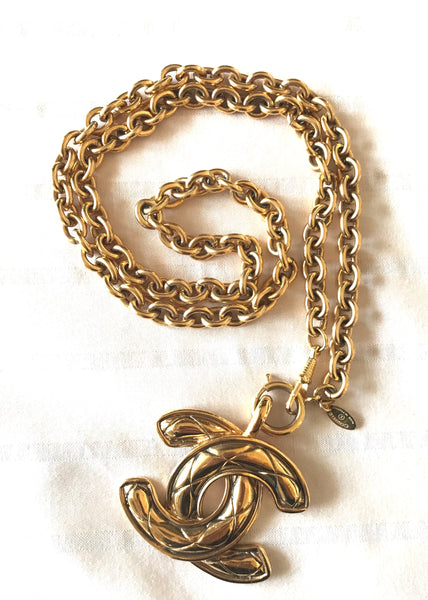 MINT. Vintage CHANEL long chain necklace with large arabesque petal fl –  eNdApPi ***where you can find your favorite designer  vintages..authentic, affordable, and lovable.