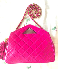 Vintage CHANEL pink lamb leather chain shoulder bag with fringe. Rare triangle handle handbag. Must have.