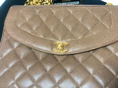 Vintage Chanel large brown caviar leather 2.55 camera bag style chain shoulder bag with golden CC ball charm. Must have purse. 0405161