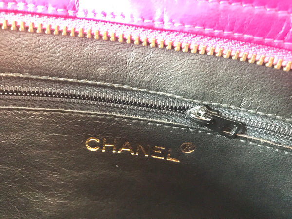 Vintage CHANEL pink lamb leather chain shoulder bag with fringe