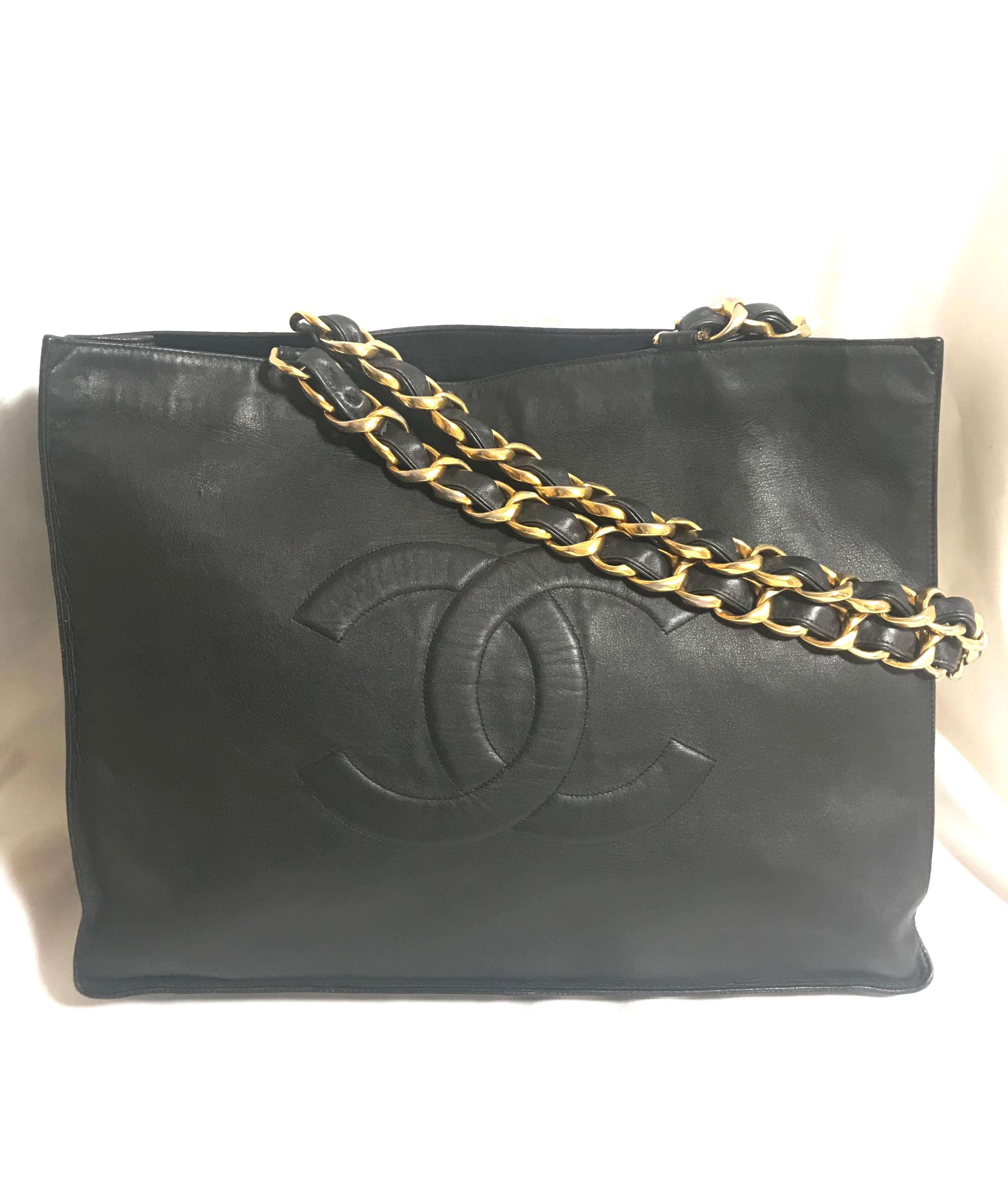 Vintage CHANEL black calfskin large golden chain shoulder tote bag wit – eNdApPi  ***where you can find your favorite designer vintages..authentic,  affordable, and lovable.