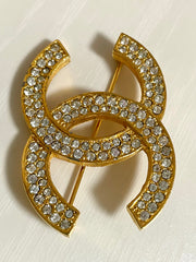 W2 Vintage Chanel CC brooch with crystals. Must have classic jewelry. Great gift. 0407265