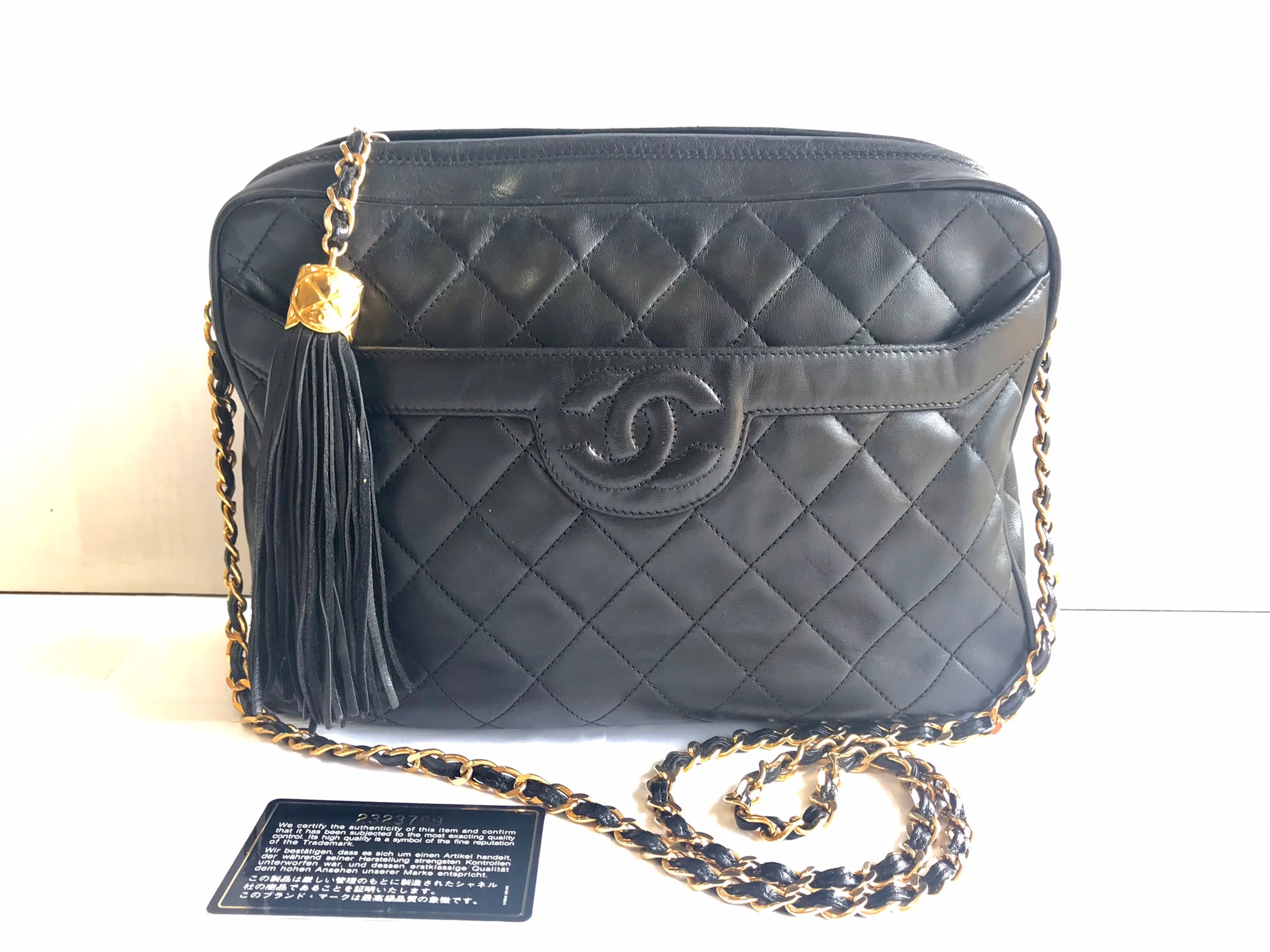 F1 Vintage Chanel black lambskin camera bag style chain shoulder