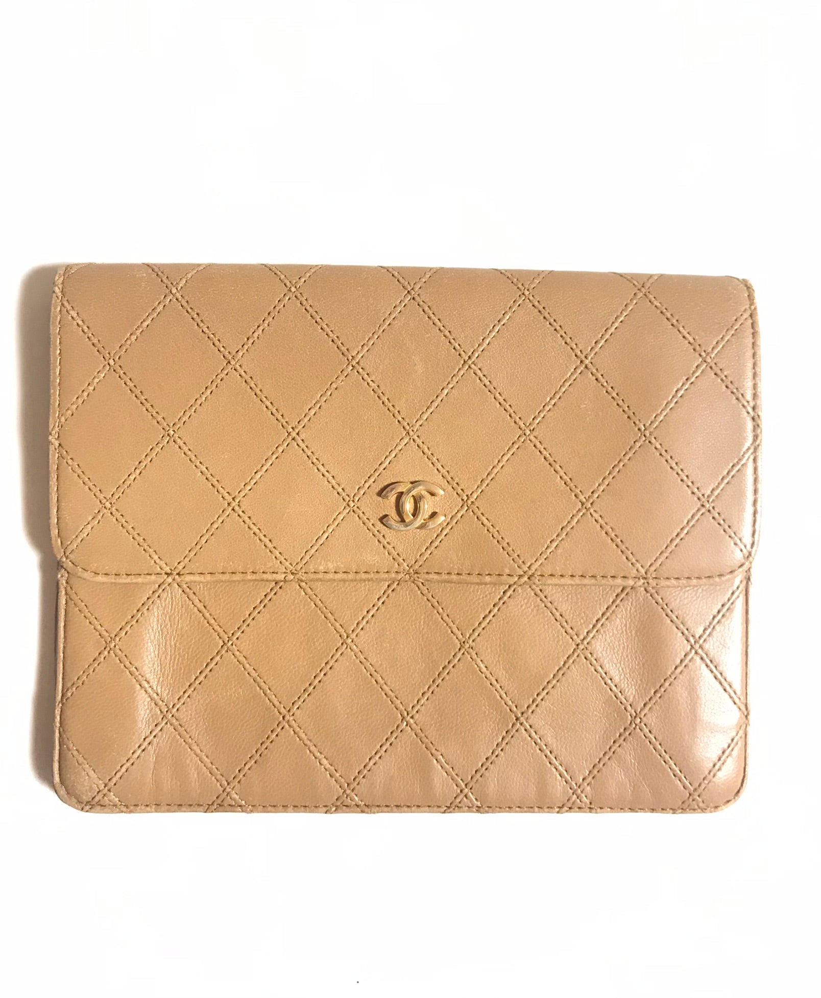 Vintage CHANEL light brown, tanned beige clutch bag, large wallet, bil –  eNdApPi ***where you can find your favorite designer  vintages..authentic, affordable, and lovable.
