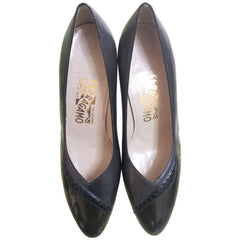 Vintage Salvatore Ferragamo charcoal gray and dark brown leather pumps with snakeskin, classic pointy heel shoes. US 8D