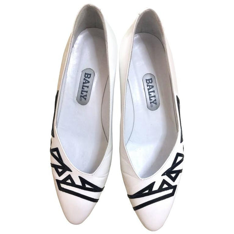 Vintage BALLY white and black leather flat shoes, pumps with geometric design.  US6.5