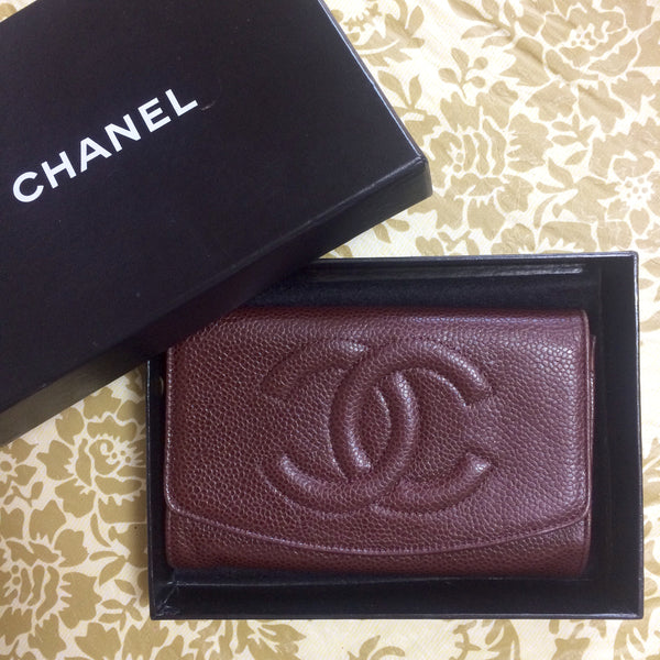 Vintage CHANEL brown caviar leather wallet with large CC stitch mark a –  eNdApPi ***where you can find your favorite designer  vintages..authentic, affordable, and lovable.