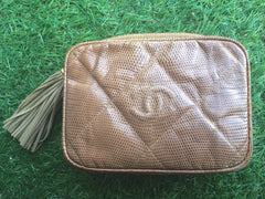 Vintage CHANEL cocoa brown lizard camera bag type clutch bag with fringe and CC mark. Can be makeup case, pouch, cosmetic and toiletry bag.