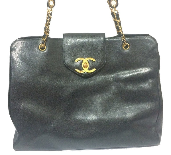 CHANEL - Vintage Supermodel Weekender Bag - Large CC Black Tote