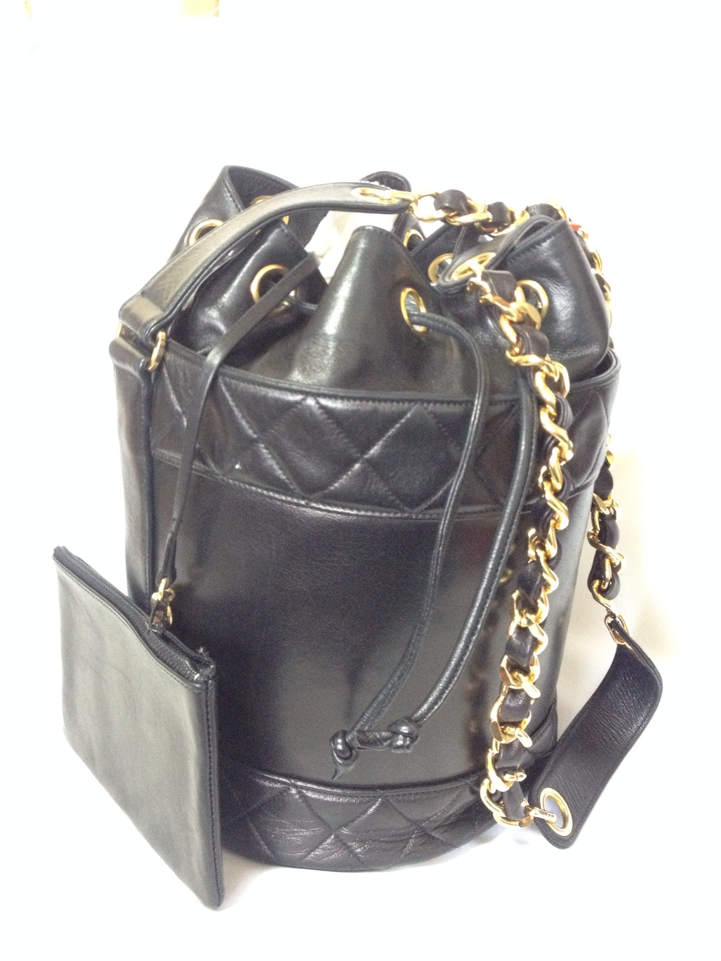 CHANEL Drawstring Bucket Quilted Lambskin Leather Shoulder Bag Black