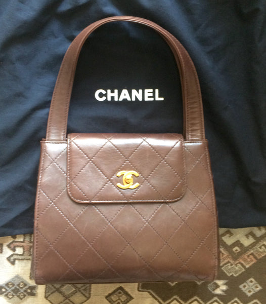 Vintage CHANEL chocolate brown leather trapezoid shape handbag