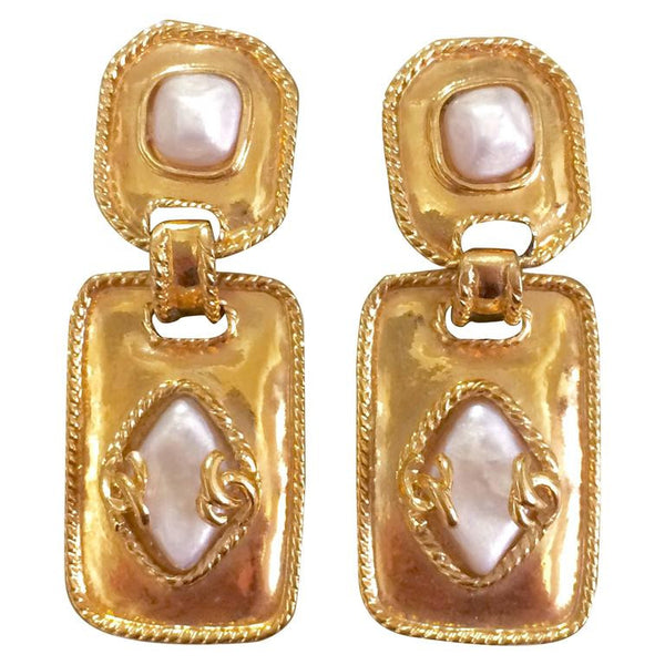 Chanel Vintage Earrings With Golden Cc, Faux Pearl, Black Leather And Chain  Frame - 2 Pieces