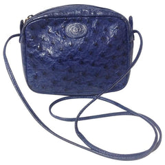 Vintage GUCCI genuine blue ostrich leather camera bag style shoulder purse with logo embossed motif and golden charm. Rare masterpiece.