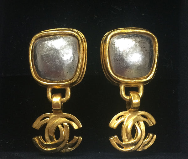 Vintage CHANEL dangling earrings with large CC mark and square