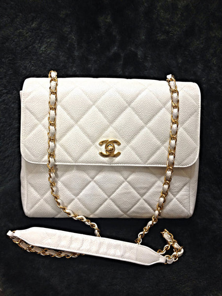 Vintage Chanel classic white caviar leather 2.55 square shape