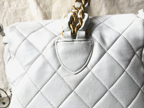 Vintage CHANEL quilted white lamb leather backpack with golden chain s –  eNdApPi ***where you can find your favorite designer  vintages..authentic, affordable, and lovable.