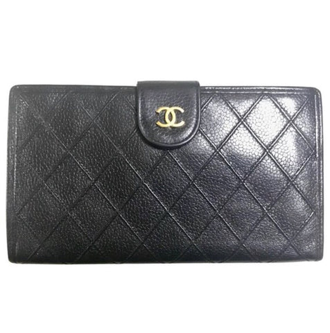 Vintage CHANEL black caviar leather wallet with stitches and gold tone – eNdApPi  ***where you can find your favorite designer vintages..authentic,  affordable, and lovable.