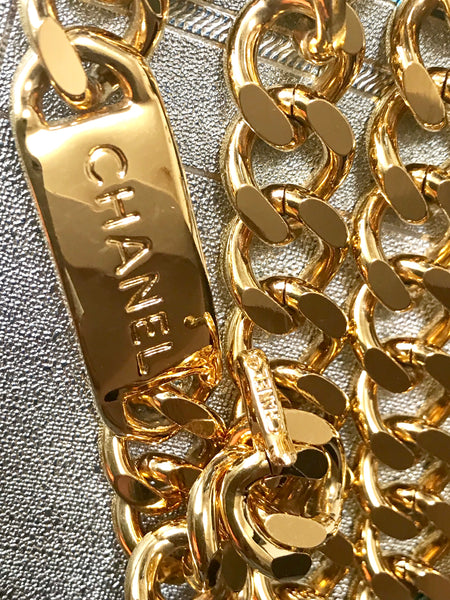 MINT. Vintage CHANEL golden thick chain belt with a CC charm and logo –  eNdApPi ***where you can find your favorite designer  vintages..authentic, affordable, and lovable.