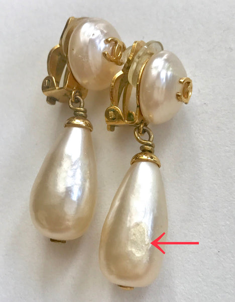 Vintage CHANEL white teardrop faux pearl dangle earrings with golden C –  eNdApPi ***where you can find your favorite designer  vintages..authentic, affordable, and lovable.