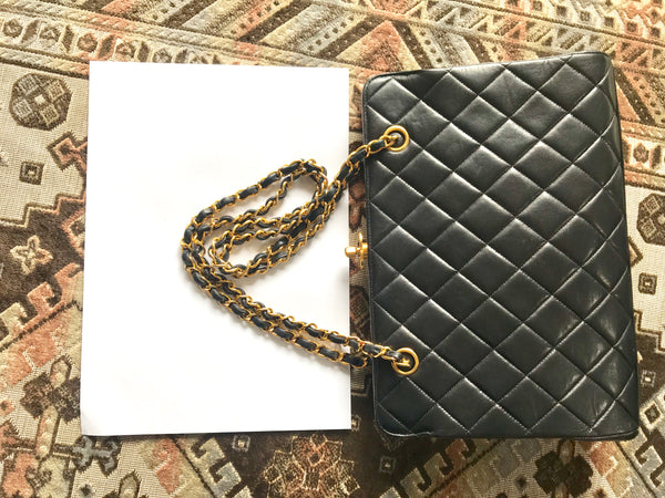 CHANEL Auth Quilted CC Single Chain Shoulder Bag Black Leather 