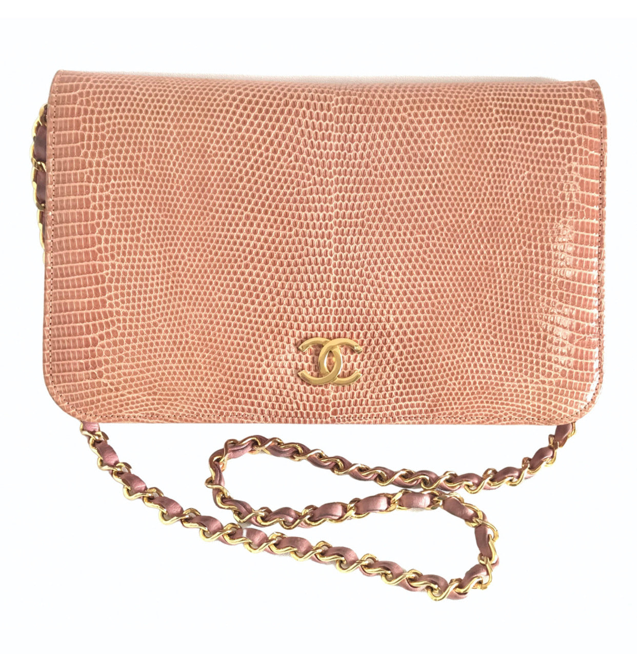 Vintage CHANEL milky pink genuine lizard leather 2.55 shoulder bag with golden CC mark and and chain strap. Rare masterpiece.