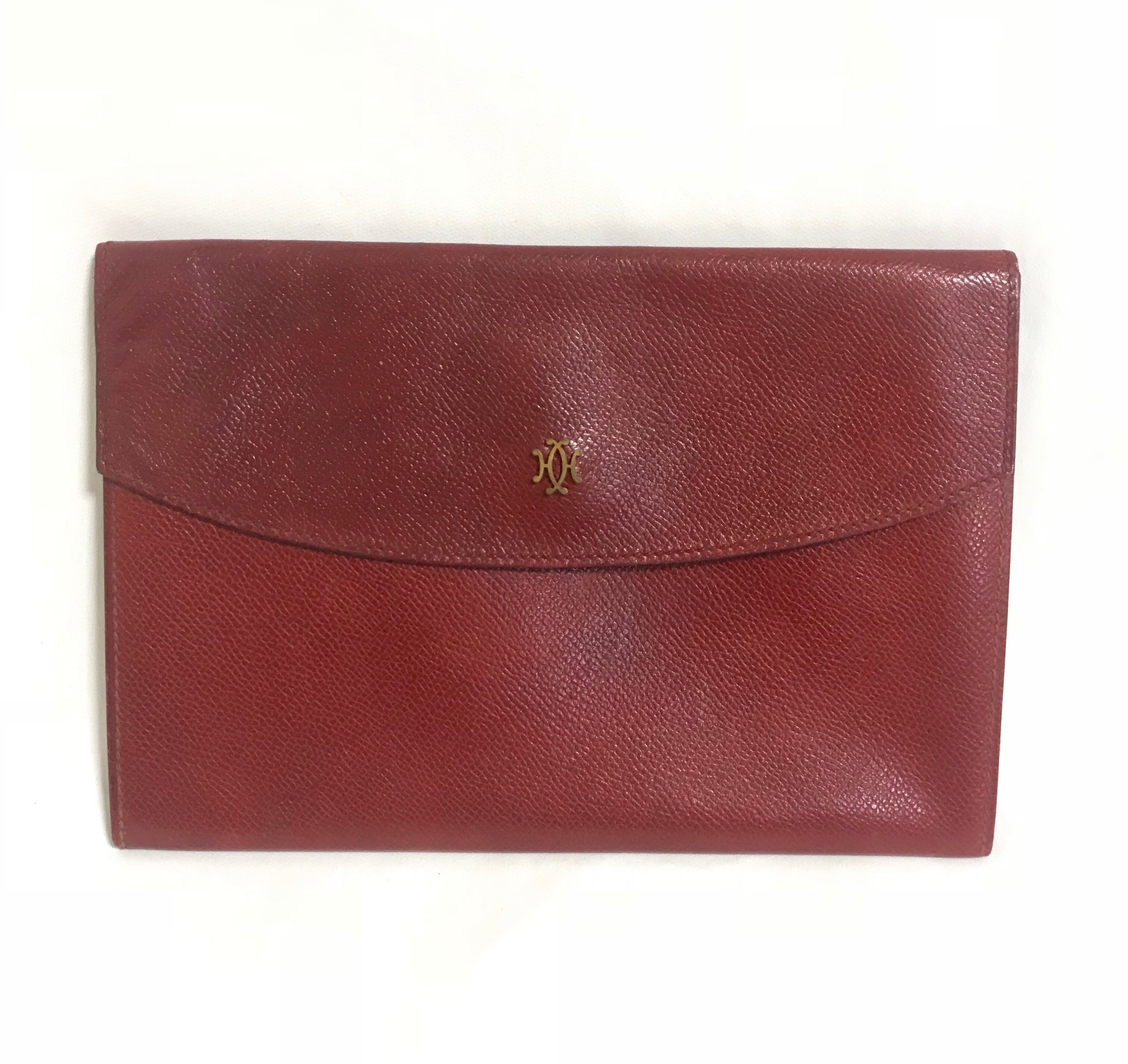 Vintage HERMES brick red leather clutch purse with gold tone logo moti –  eNdApPi ***where you can find your favorite designer  vintages..authentic, affordable, and lovable.