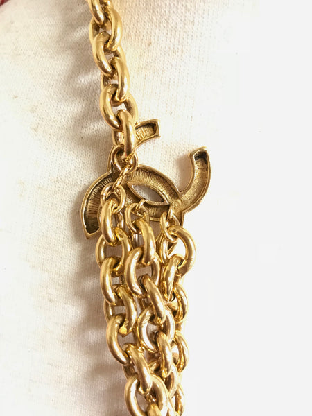 Vintage CHANEL gold chain belt with triple layer chains and two large –  eNdApPi ***where you can find your favorite designer  vintages..authentic, affordable, and lovable.