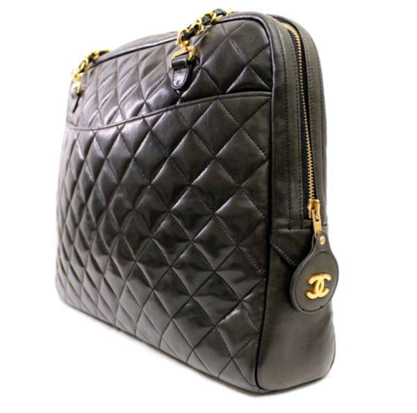 chanel quilted bag gold chain
