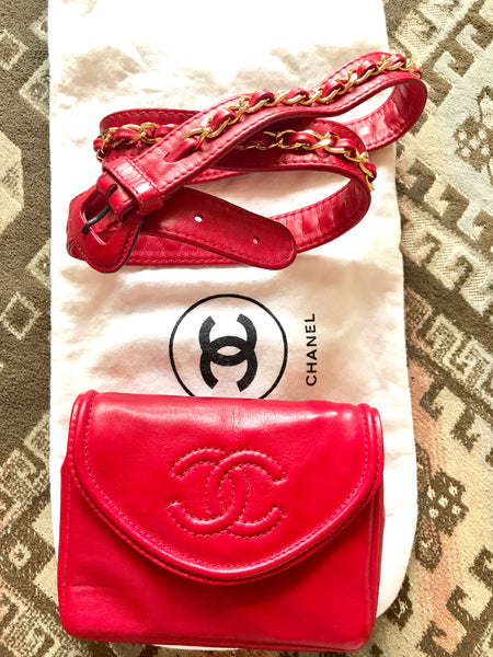Vintage CHANEL red leather belt bag, fanny pack with detachable