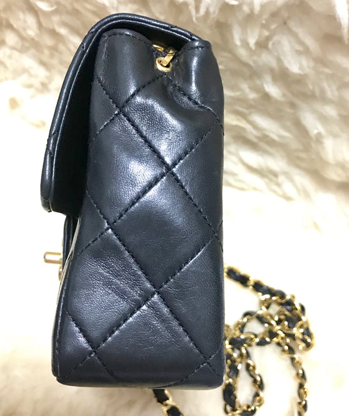 Vintage CHANEL black leather 2.55 classic mini flap chain shoulder