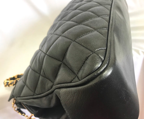Vintage CHANEL black lambskin large tote bag with gold tone chains and – eNdApPi  ***where you can find your favorite designer vintages..authentic,  affordable, and lovable.