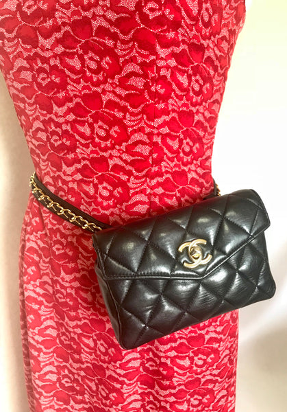 Vintage CHANEL red leather belt bag, fanny pack with detachable chain –  eNdApPi ***where you can find your favorite designer  vintages..authentic, affordable, and lovable.