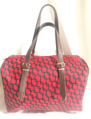 Vintage Roberta di Camerino red, green and navy duffle style purse with gold tone R logo charm. TALON zipper. 050315r2
