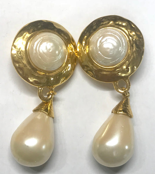 Vintage Yves Saint Laurent golden dangling earrings with round and tea – eNdApPi  ***where you can find your favorite designer vintages..authentic,  affordable, and lovable.