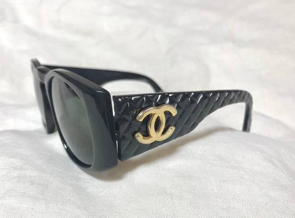 Vintage CHANEL Sunglasses Model CC4117B